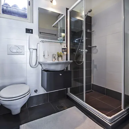 ゲストハウス Bellavista