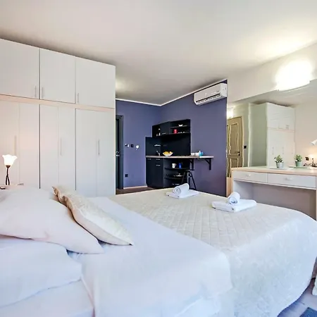 Bellavista Konukevi 4*